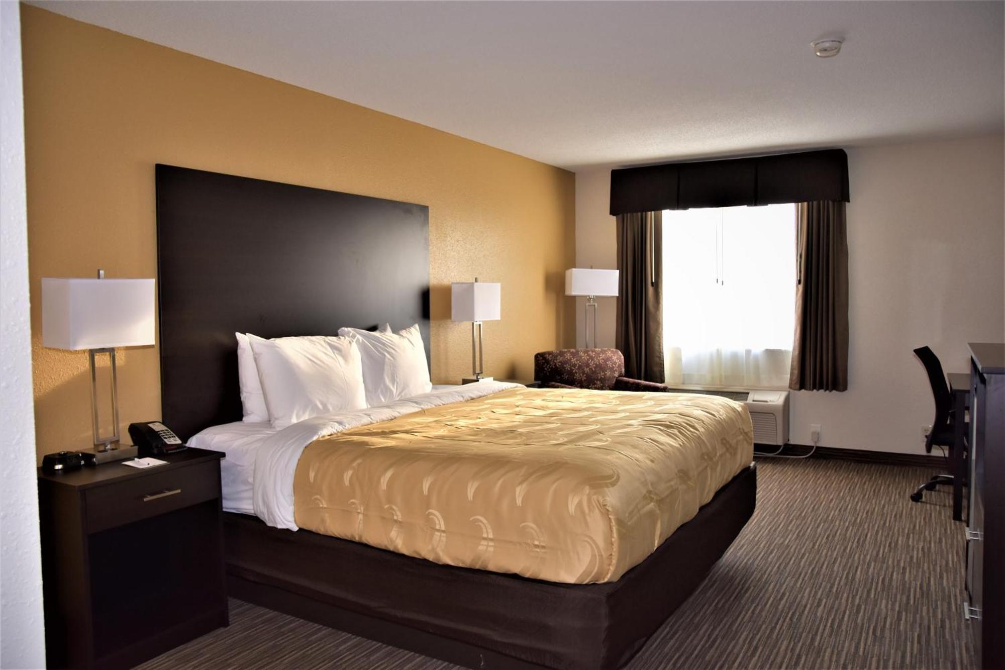 Quality Inn & Suites Metropolis I-24 Exterior foto